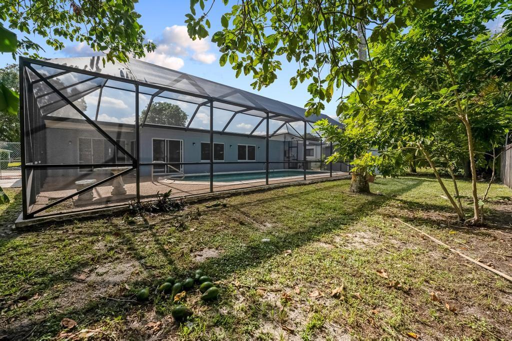 BREEZESWEPT PARK ESTATES - Residential