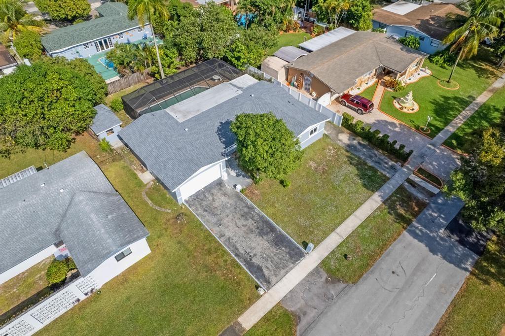 BREEZESWEPT PARK ESTATES - Residential