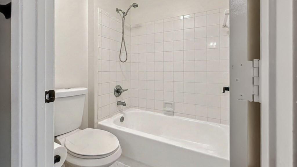 Courtyards At Davie Condo - Residential Lease
