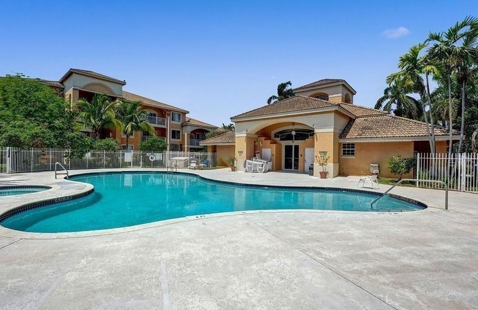 Courtyards At Davie Condo - Residential Lease