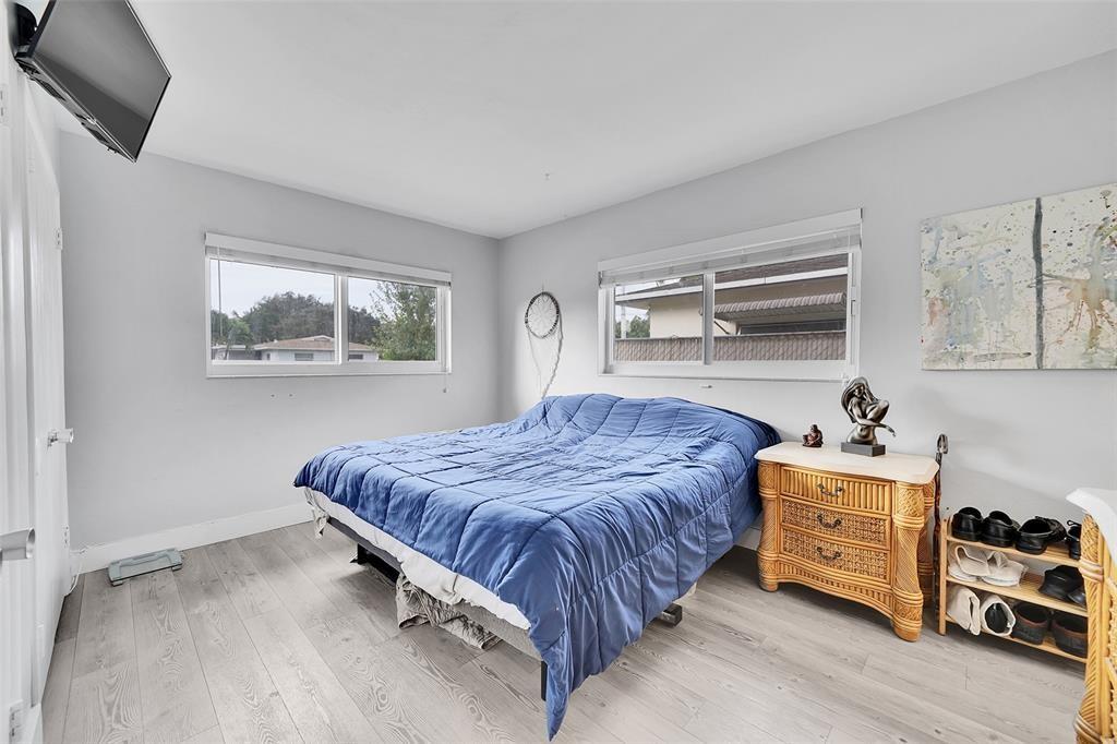 Lauderdale 2-9 D - Residential Income