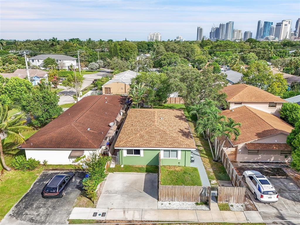 Lauderdale 2-9 D - Residential Income