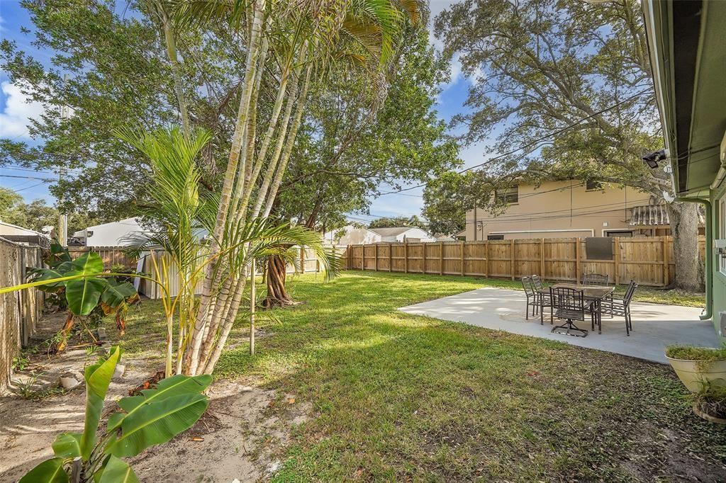 Lauderdale 2-9 D - Residential Income