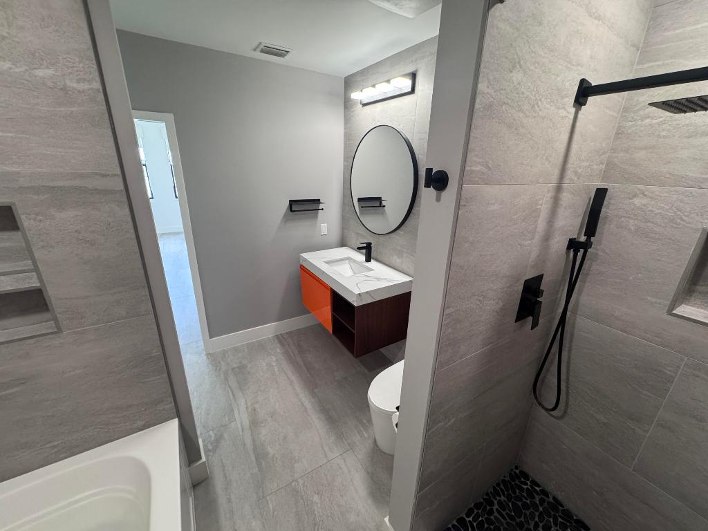 LUCERNE CONDO - Residential Lease