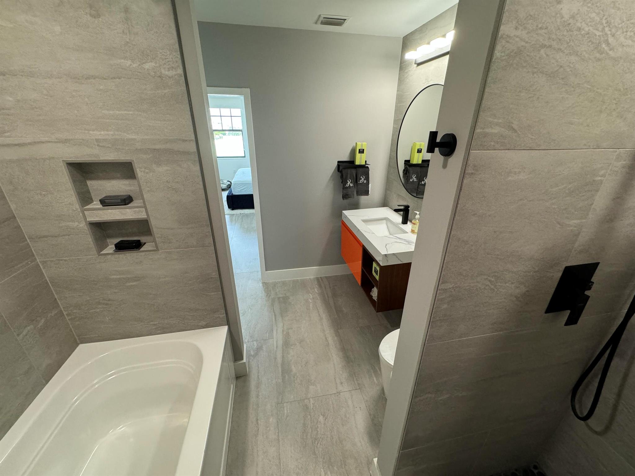 LUCERNE CONDO - Residential Lease