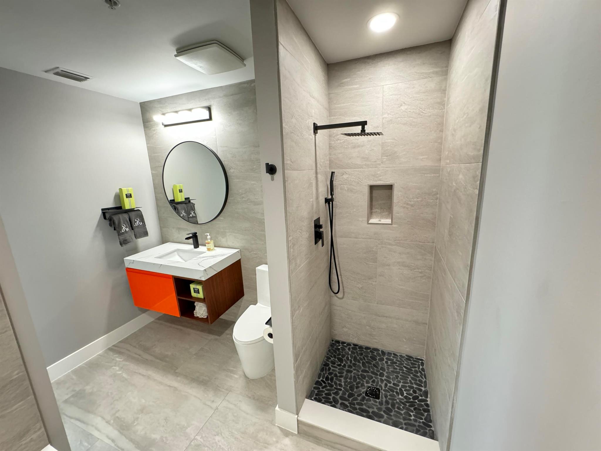 LUCERNE CONDO - Residential Lease