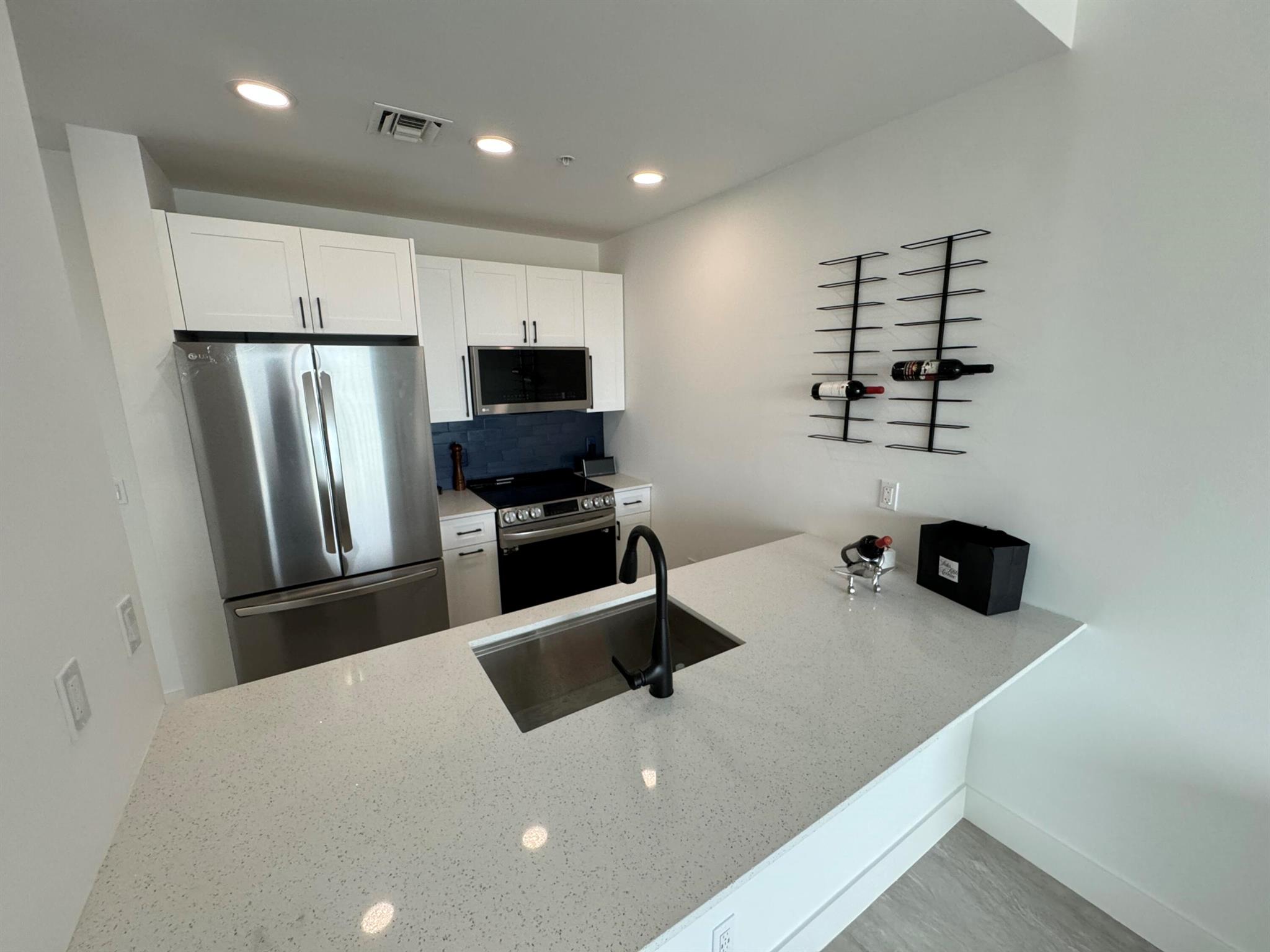 LUCERNE CONDO - Residential Lease