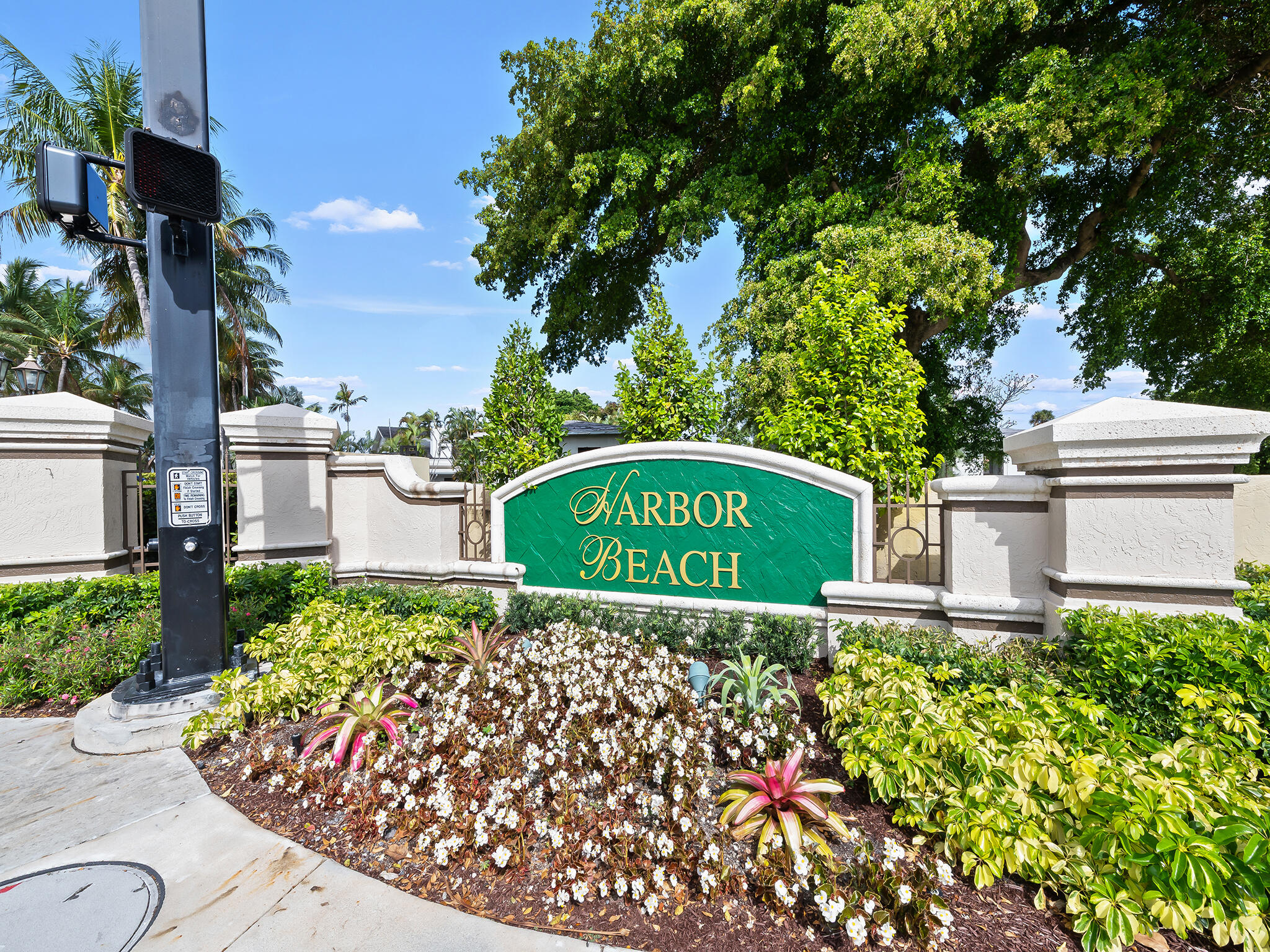 HARBOR BEACH - Residential