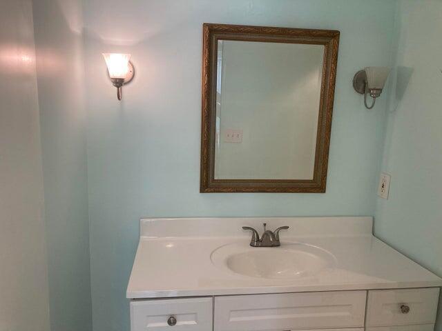 LONGWOOD CONDOMINIUMS - Residential