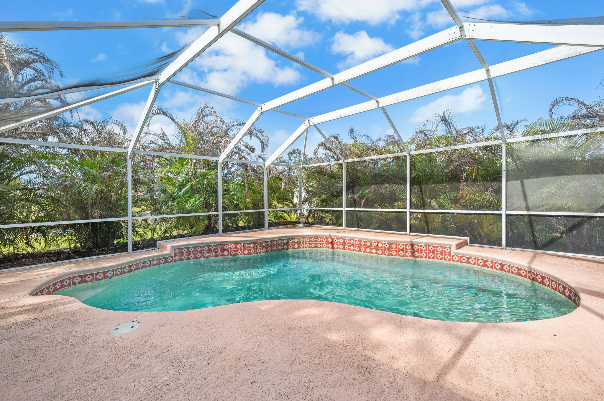 PORT ST LUCIE SECTION 48 1ST REPLAT - Residential