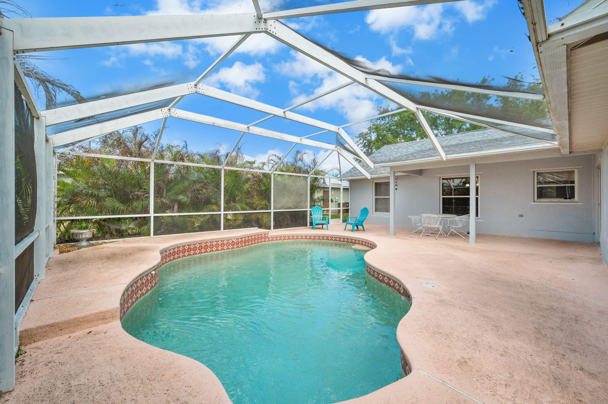 PORT ST LUCIE SECTION 48 1ST REPLAT - Residential
