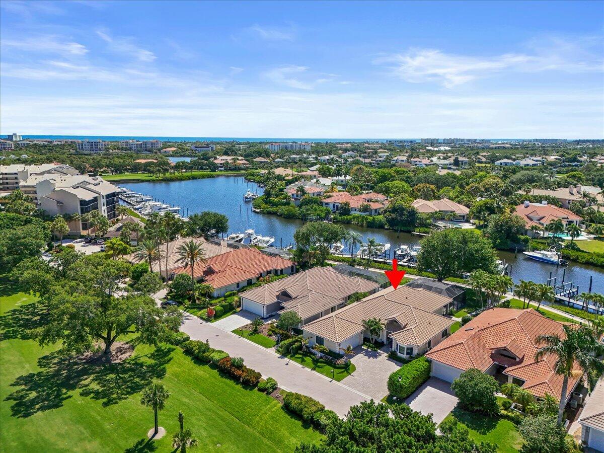 BAY HEAD AT JONATHANS LANDING - Residential