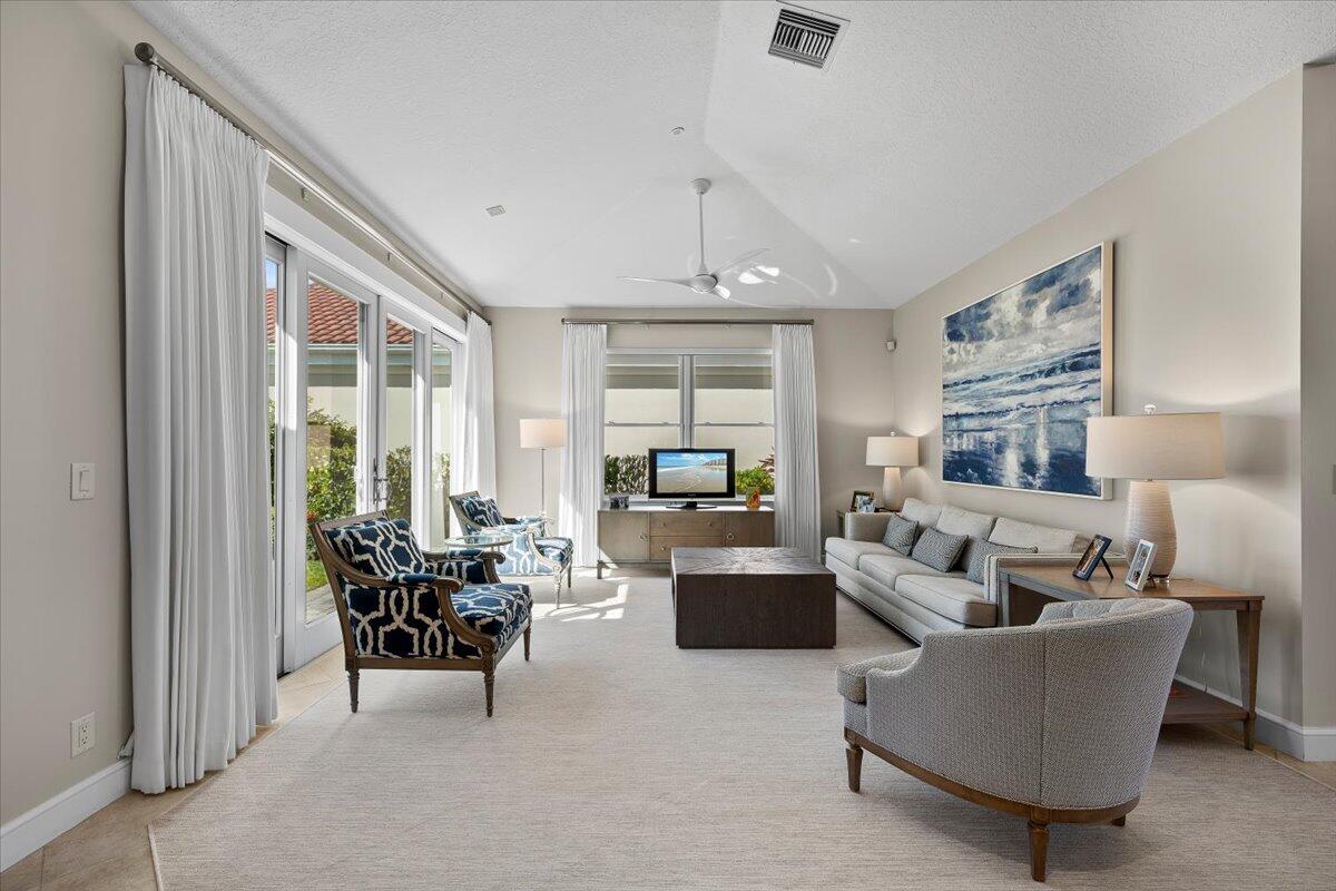 BAY HEAD AT JONATHANS LANDING - Residential