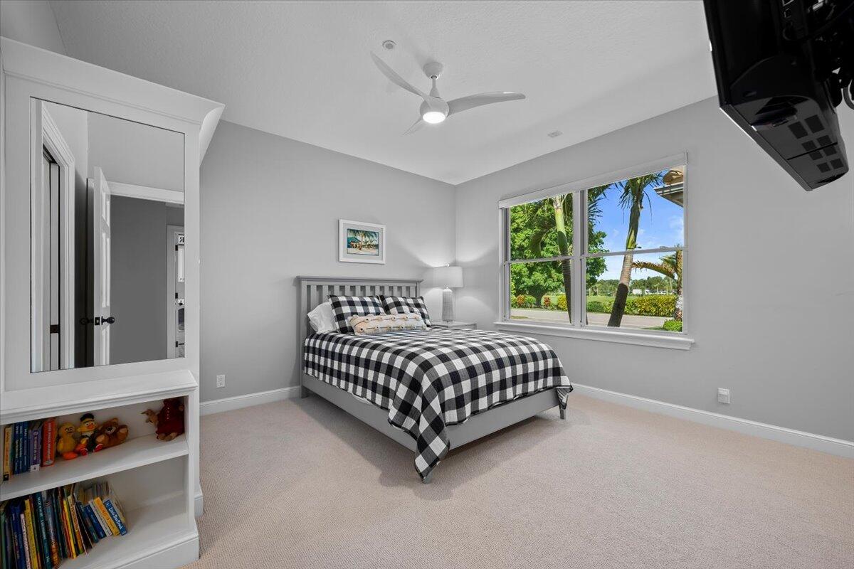 BAY HEAD AT JONATHANS LANDING - Residential