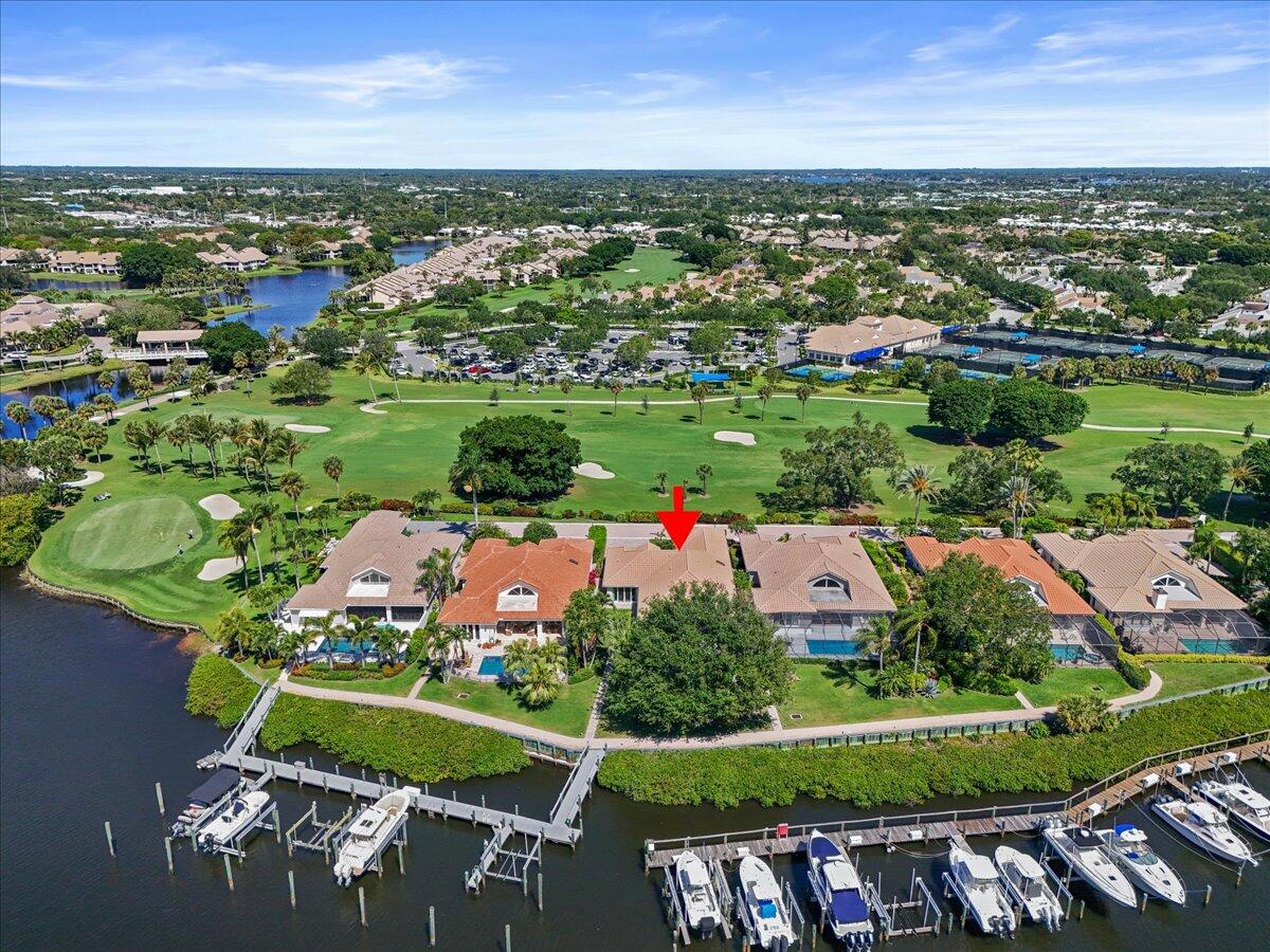 BAY HEAD AT JONATHANS LANDING - Residential