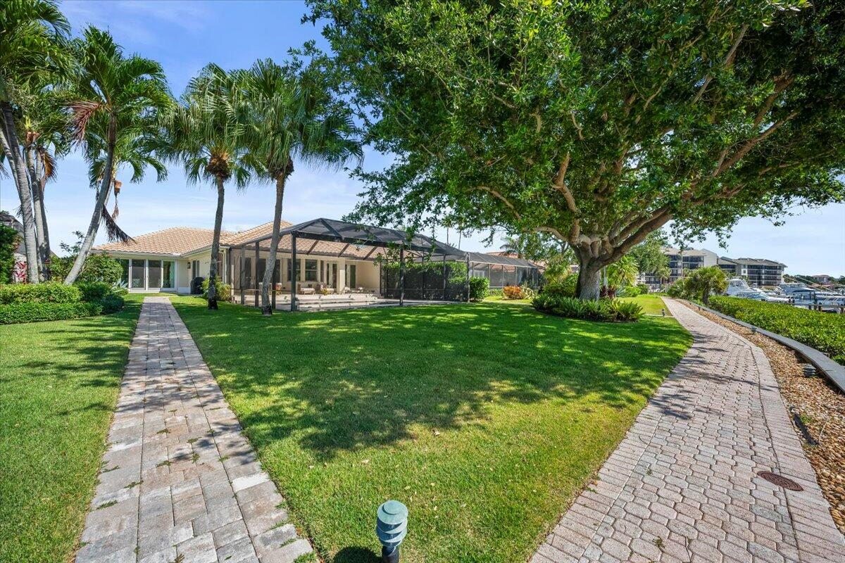 BAY HEAD AT JONATHANS LANDING - Residential