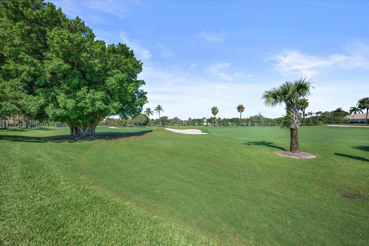 BAY HEAD AT JONATHANS LANDING - Residential