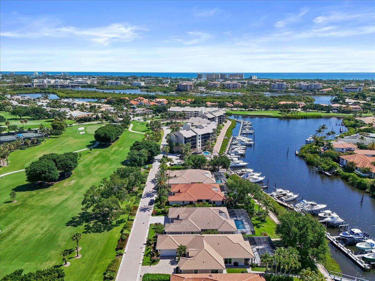 BAY HEAD AT JONATHANS LANDING - Residential