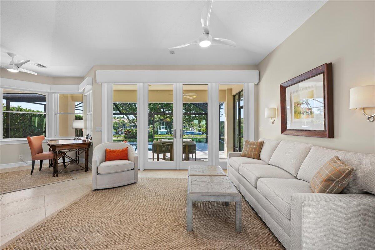 BAY HEAD AT JONATHANS LANDING - Residential