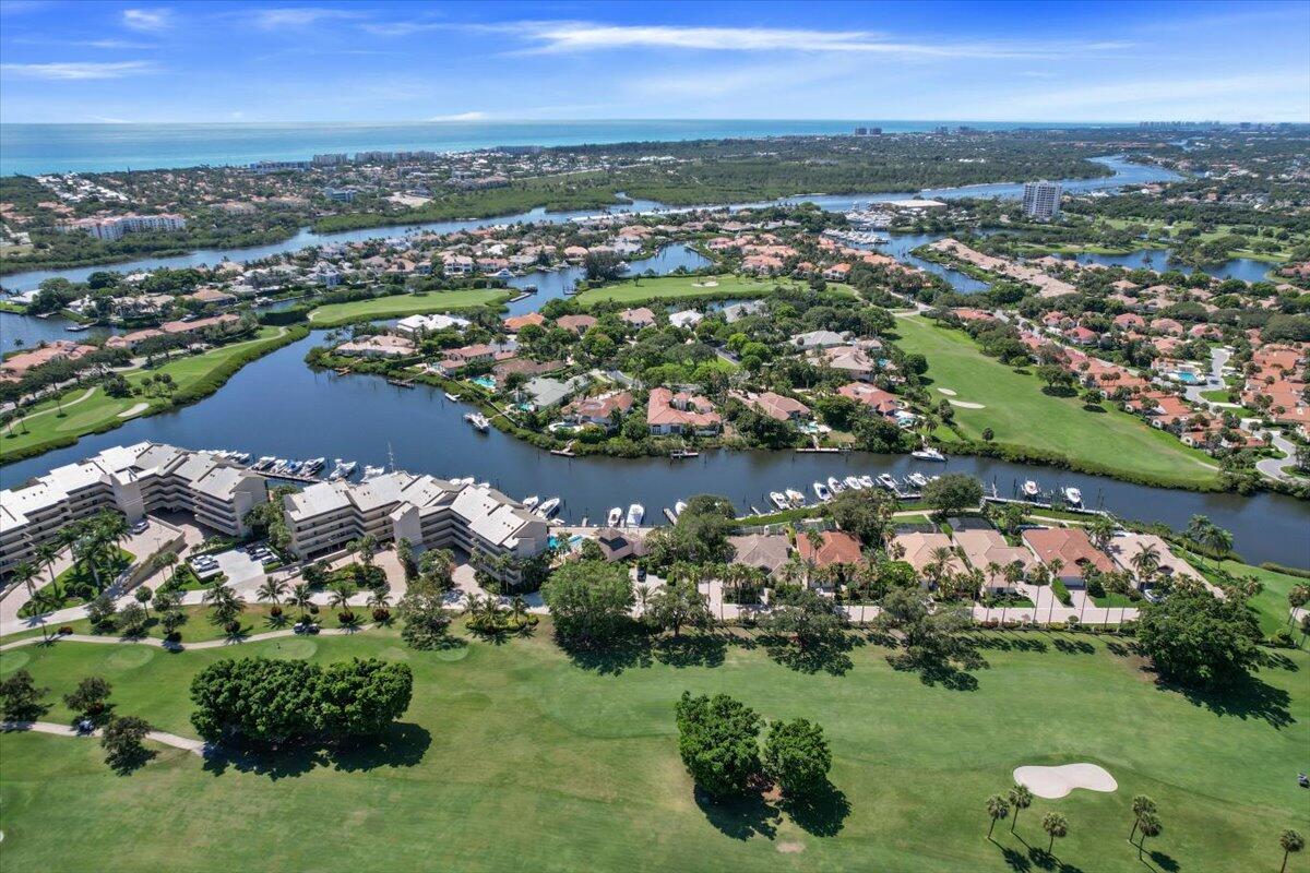 BAY HEAD AT JONATHANS LANDING - Residential