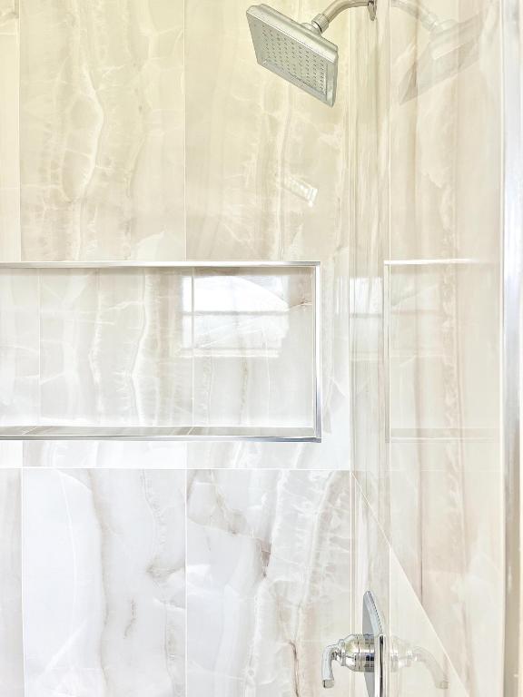 WINFIELD PARK UNIT 2 - Residential Lease