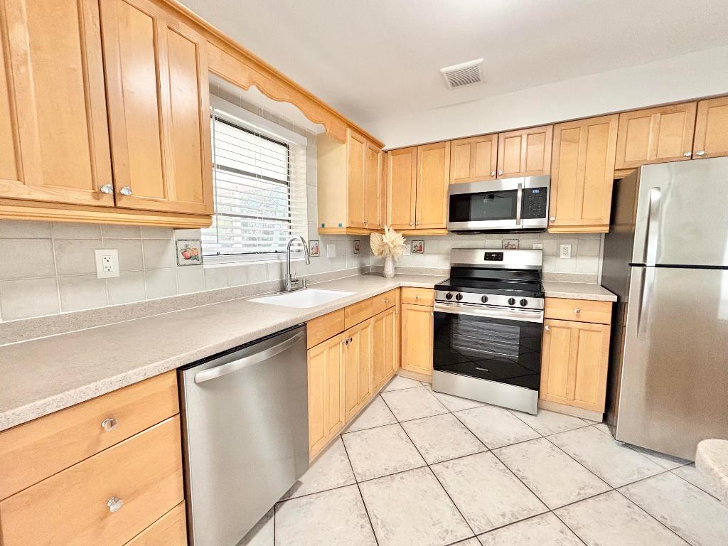 WINFIELD PARK UNIT 2 - Residential Lease