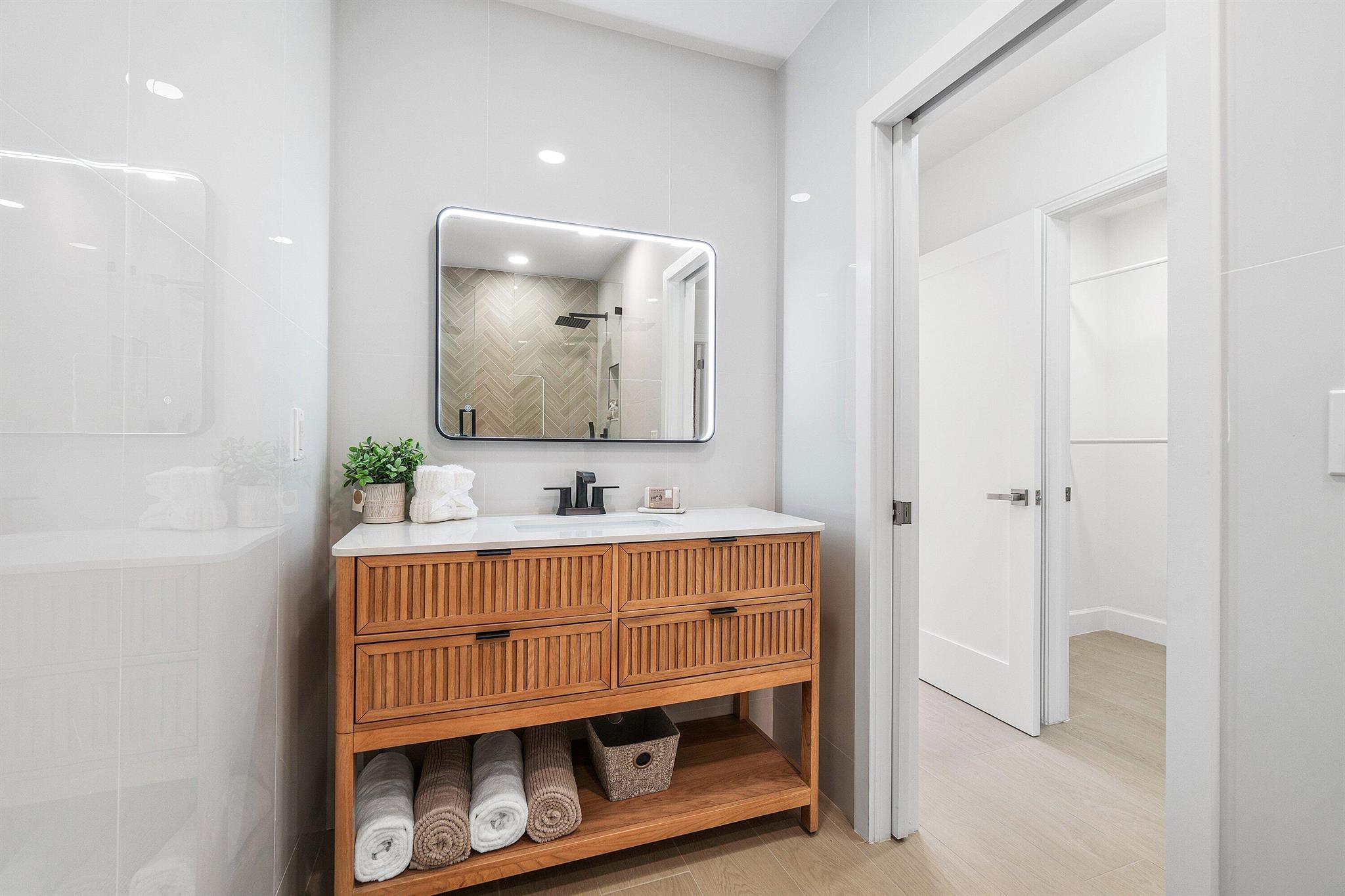 DELL PARK - Residential