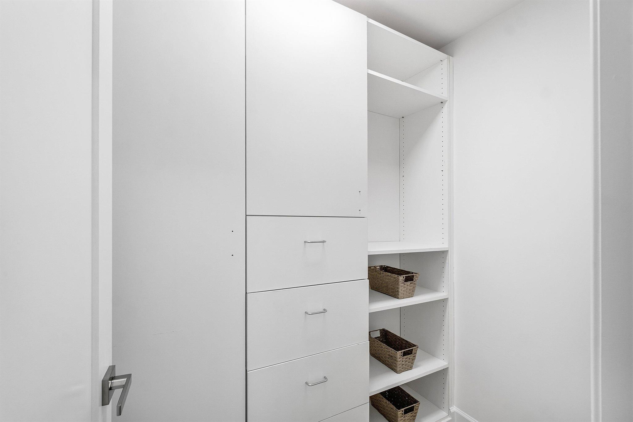 DELL PARK - Residential