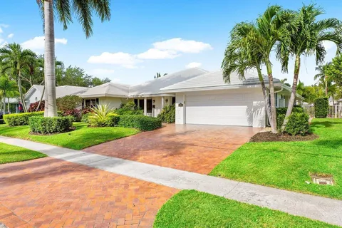 981 SW Hickory Terrace, Boca Raton, FL MLS: R11083891