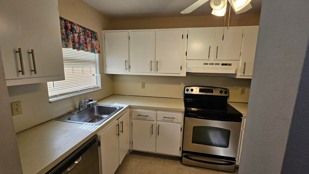 Photo of 4640 Lucerne Lakes Boulevard W #303, Lake Worth, FL 33467 (MLS # R11169359)