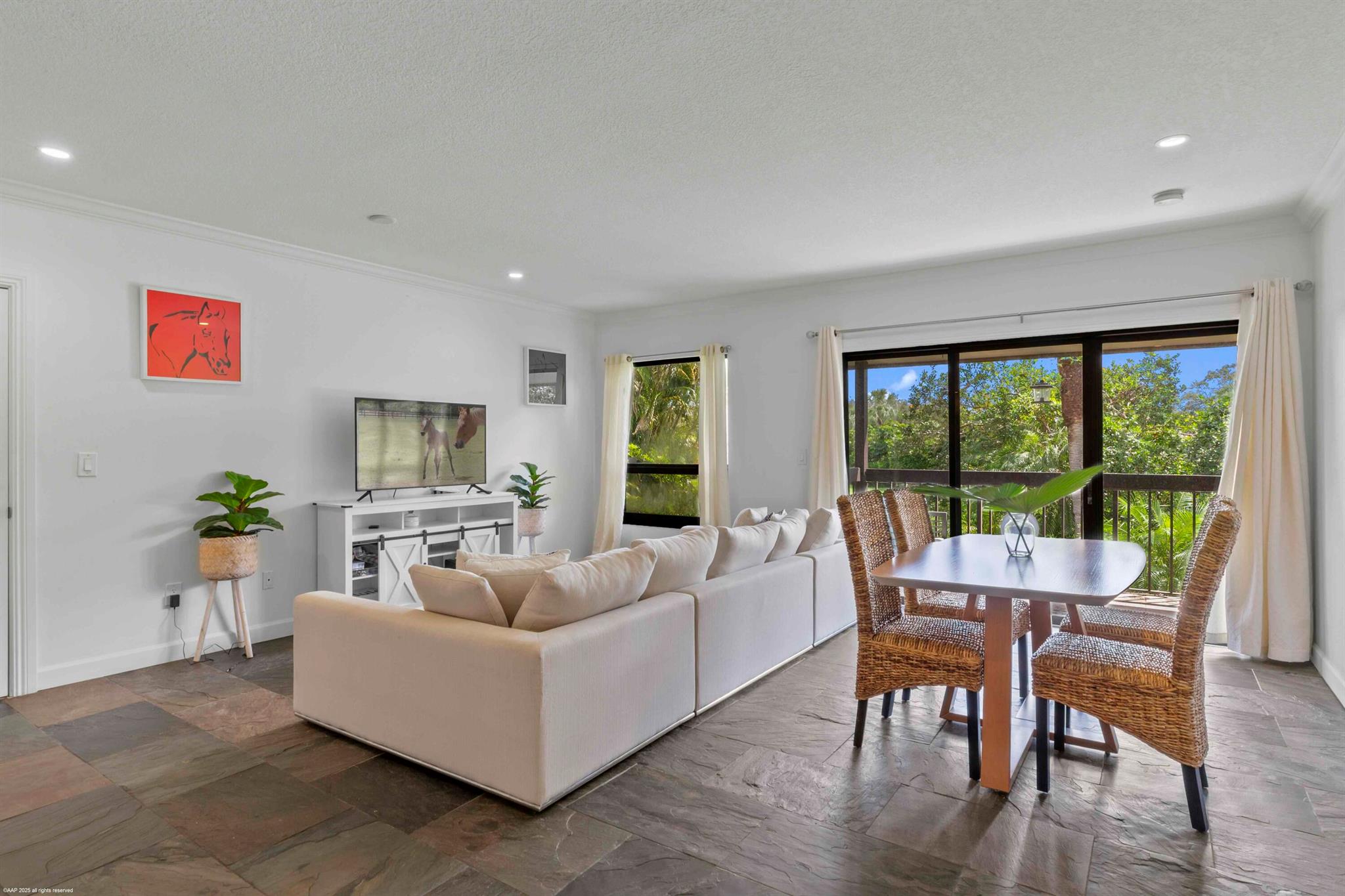 13334 Polo Club Road 300/301