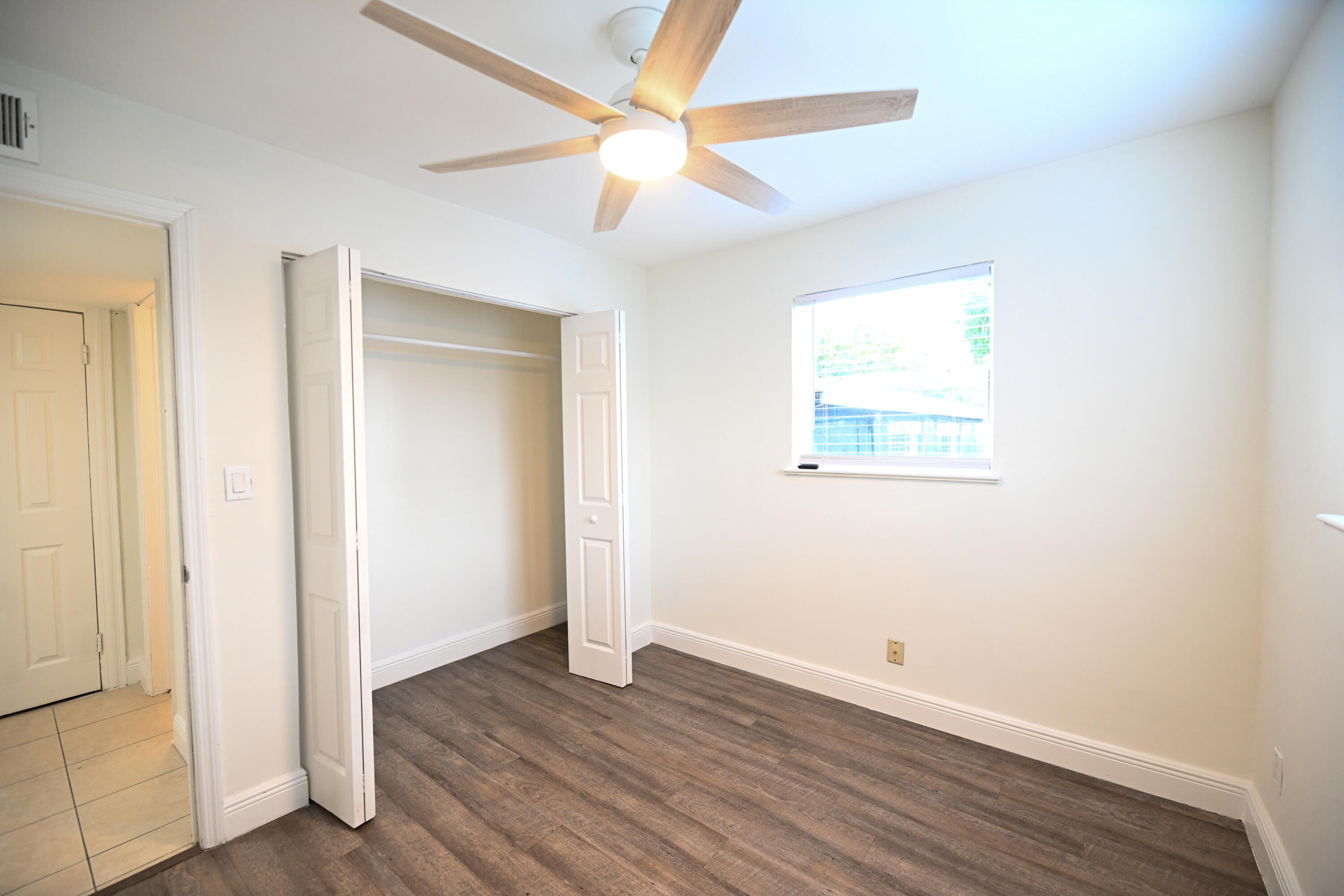 PALM LANE VILLA - Residential Lease