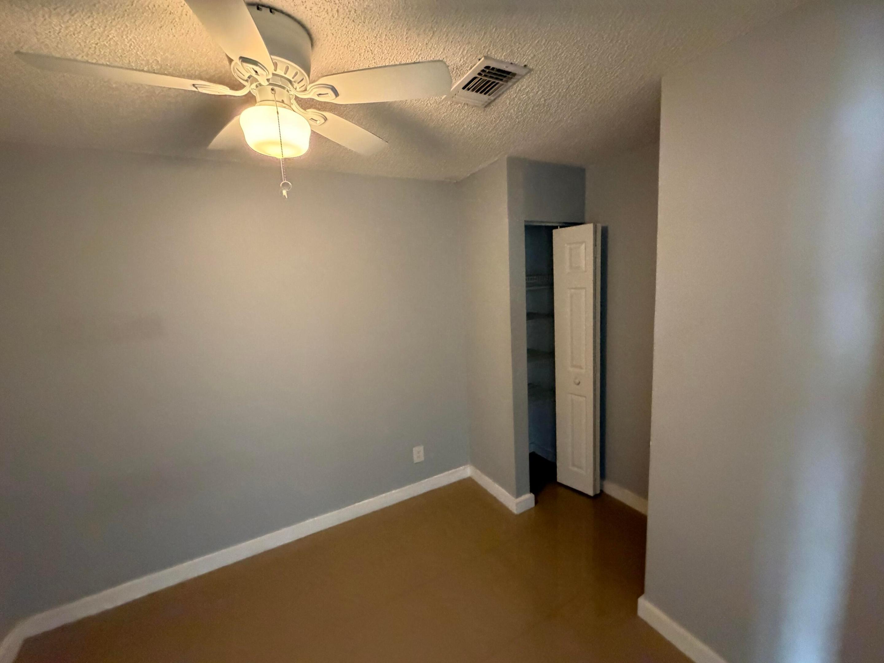 LOCH LOMOND SOUTH - Residential Lease