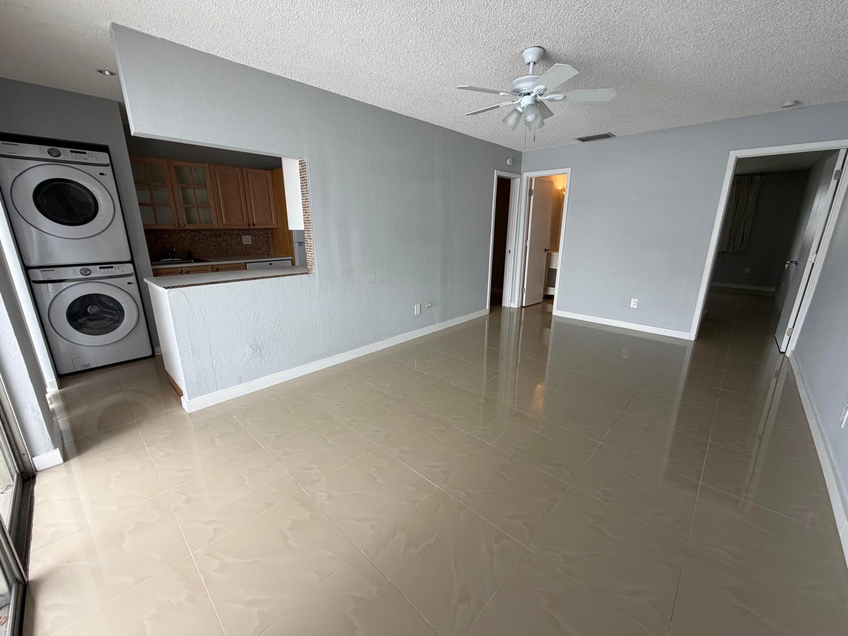 LOCH LOMOND SOUTH - Residential Lease