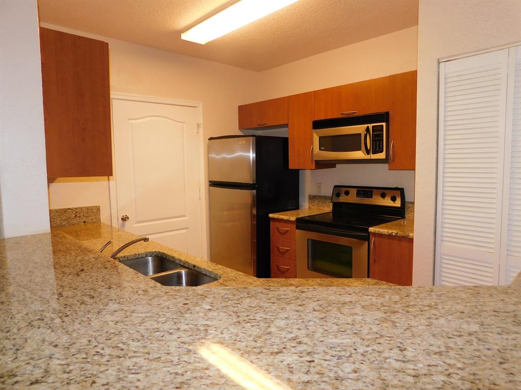 THE BELMONT AT ST LUCIE WEST, A CONDOMINIUM - Residential