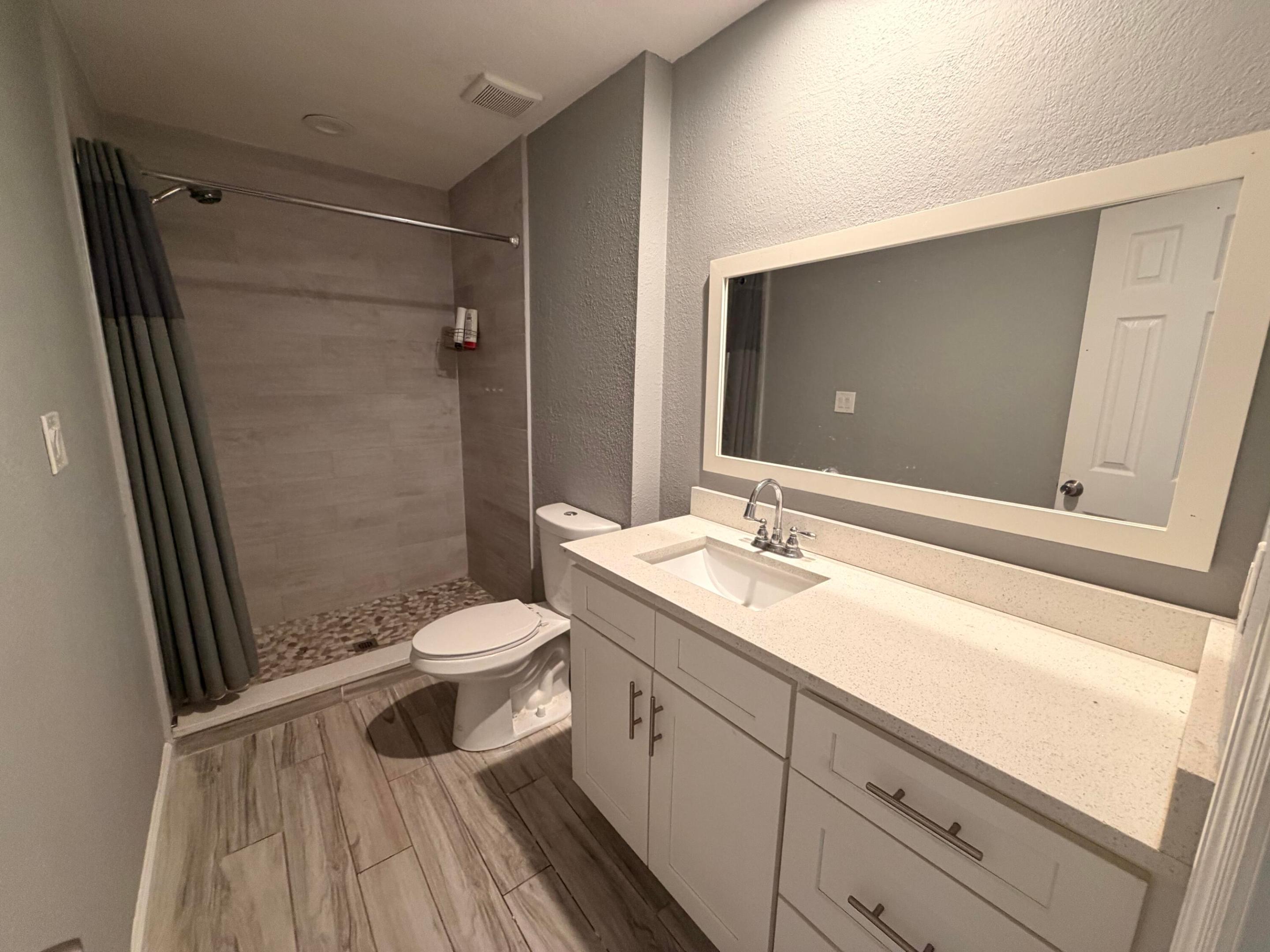 FIRST REPLAT IN SOUTH PORT ST LUCIE UNIT 4 - Residential Lease