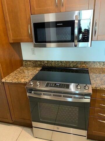 450 N Federal Highway 703