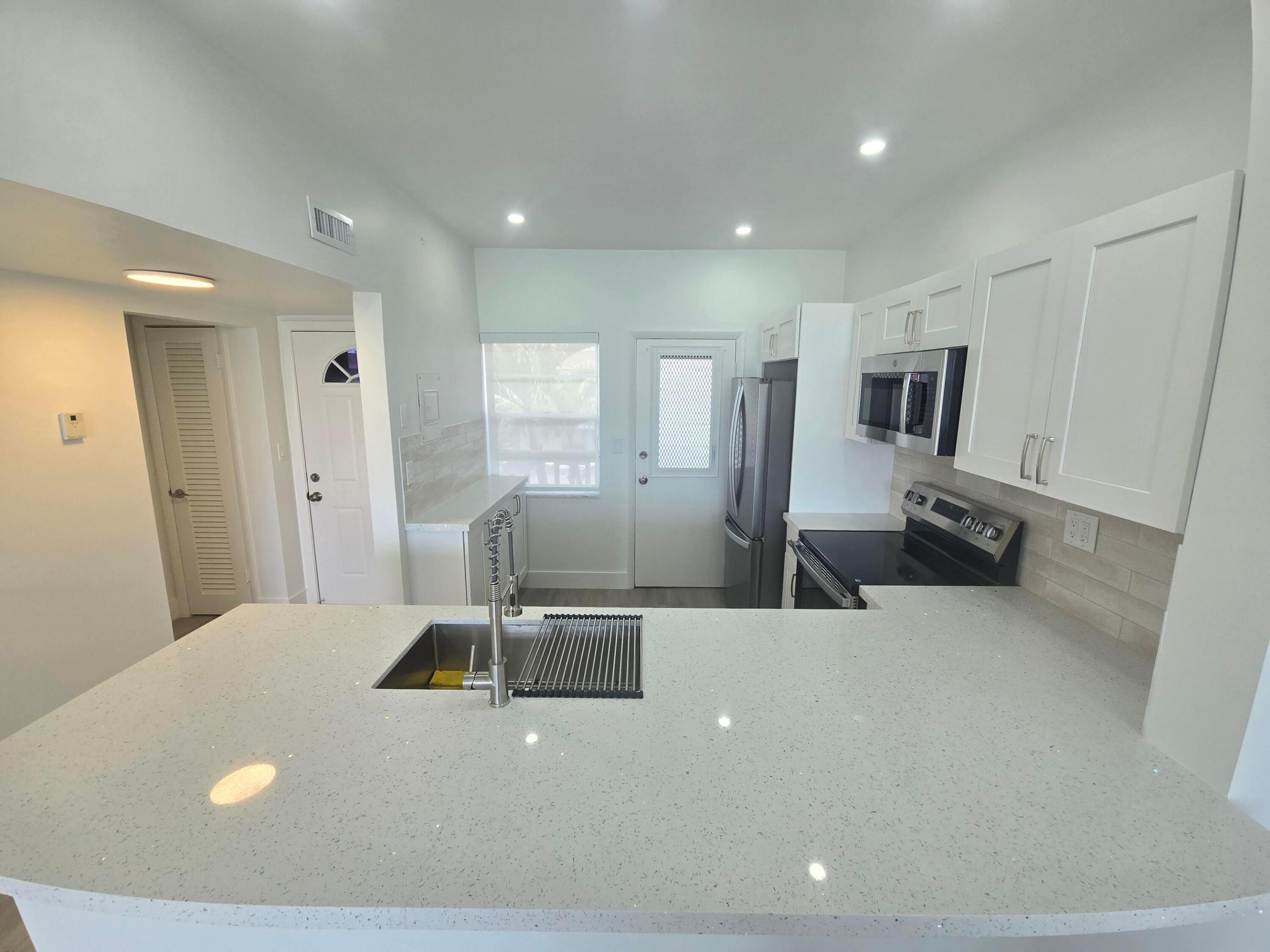 SIXTH MOORINGS CONDO - Residential