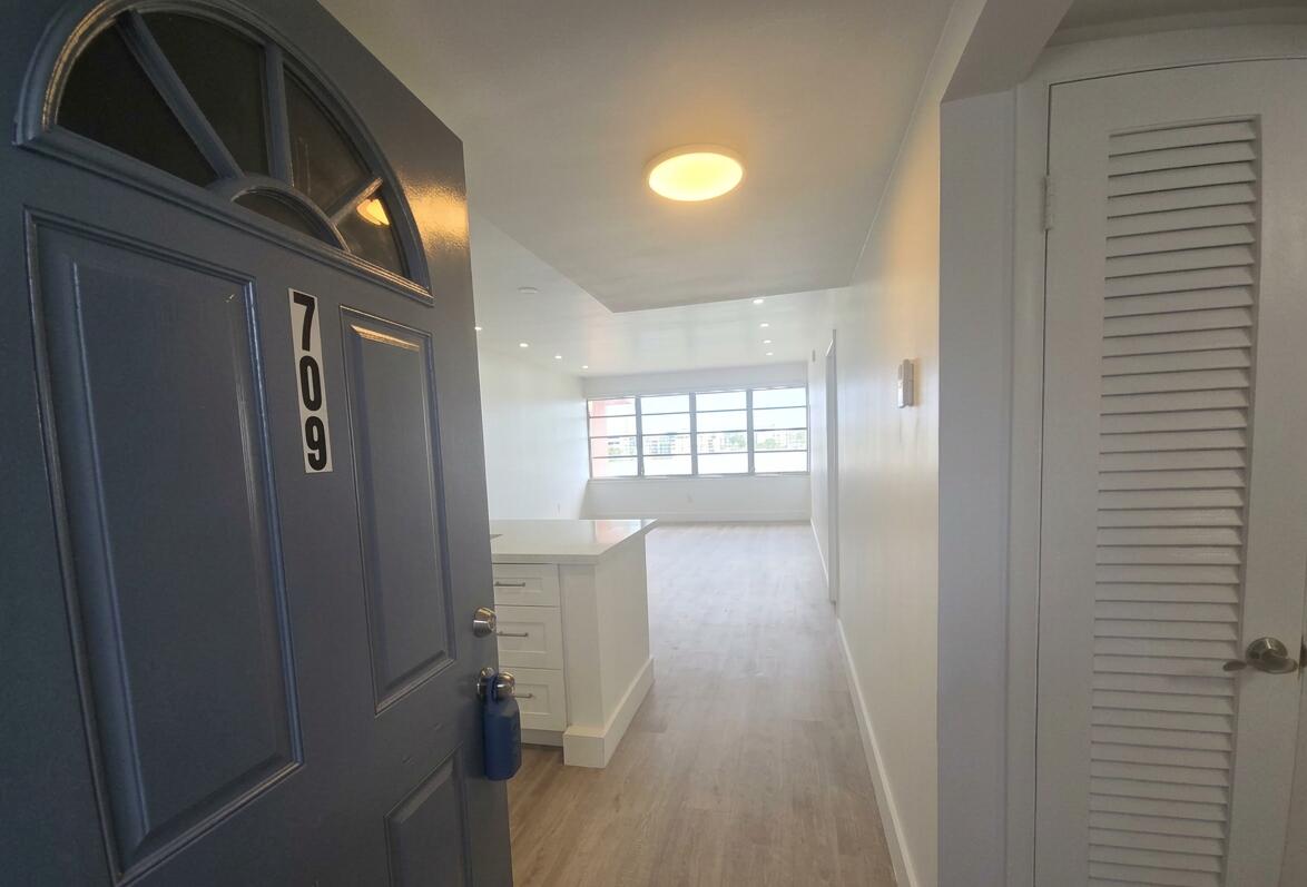 SIXTH MOORINGS CONDO - Residential