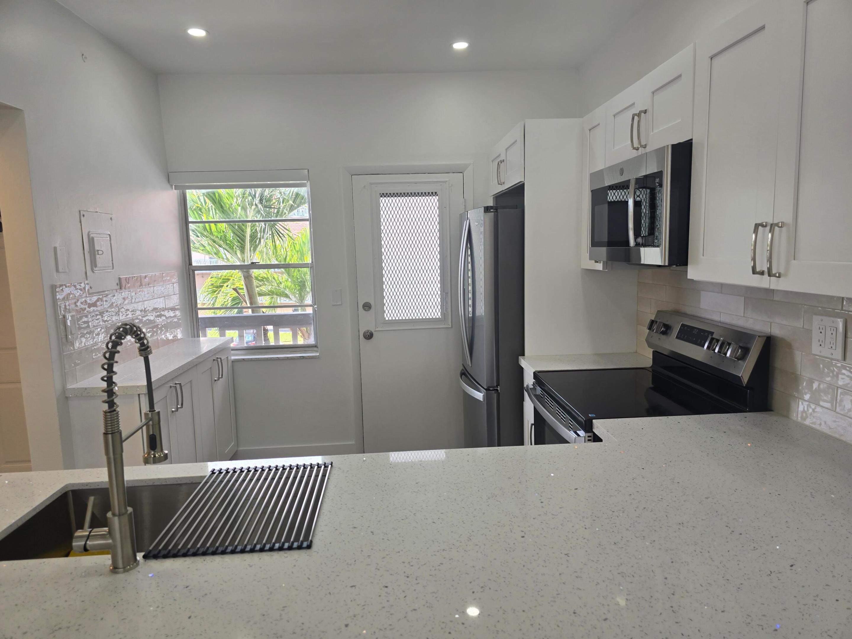 SIXTH MOORINGS CONDO - Residential