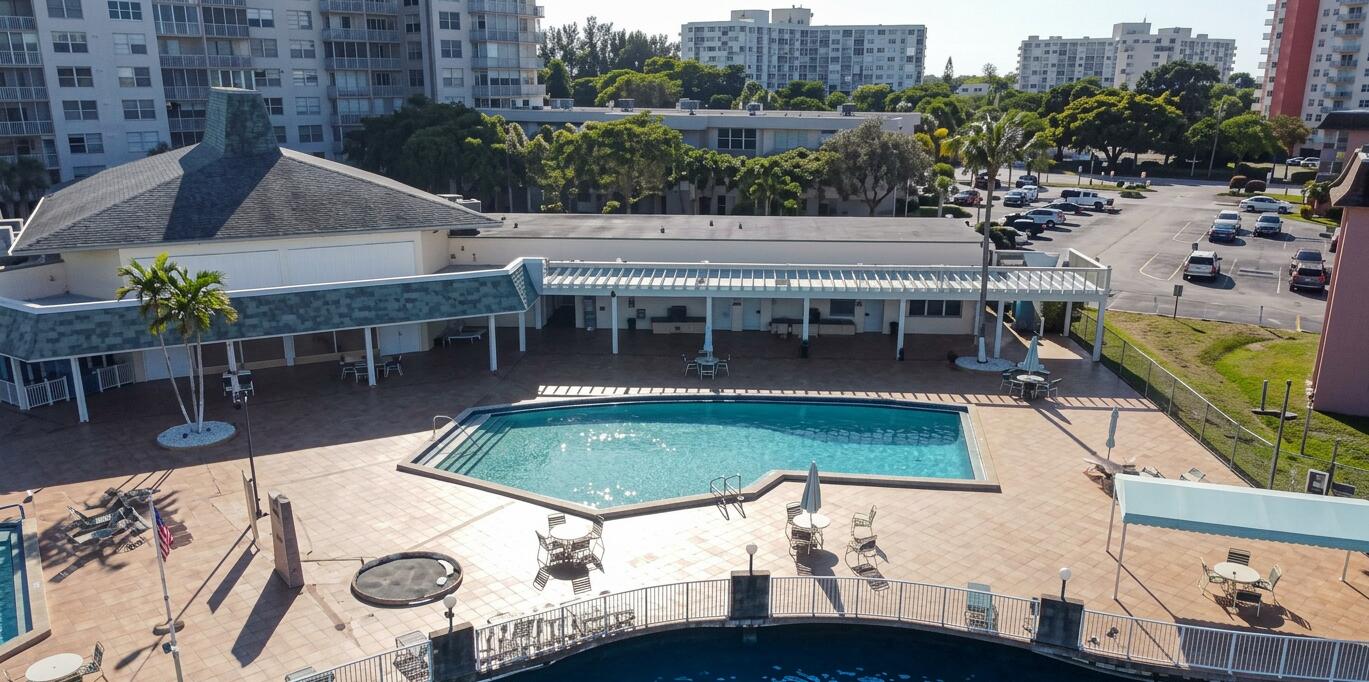 SIXTH MOORINGS CONDO - Residential