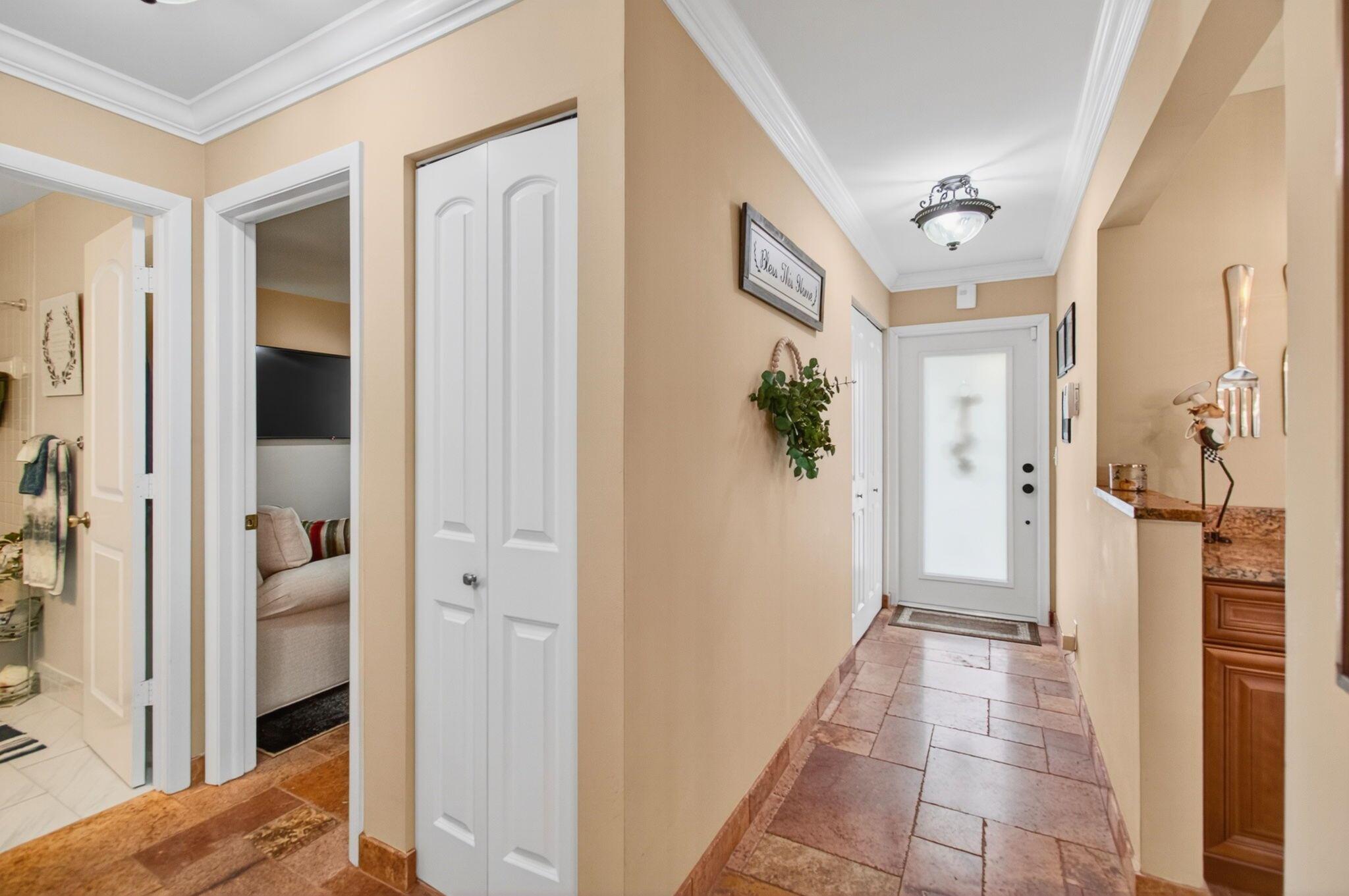 CAMELOT VILLAGE SEC 2 - Residential Lease