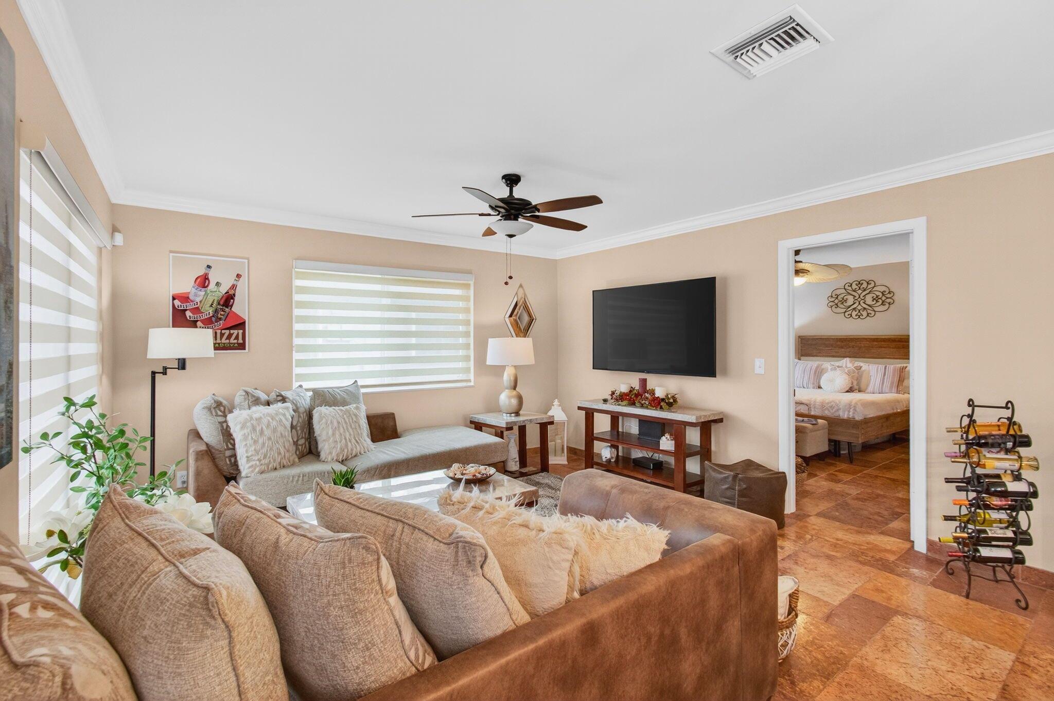 CAMELOT VILLAGE SEC 2 - Residential Lease