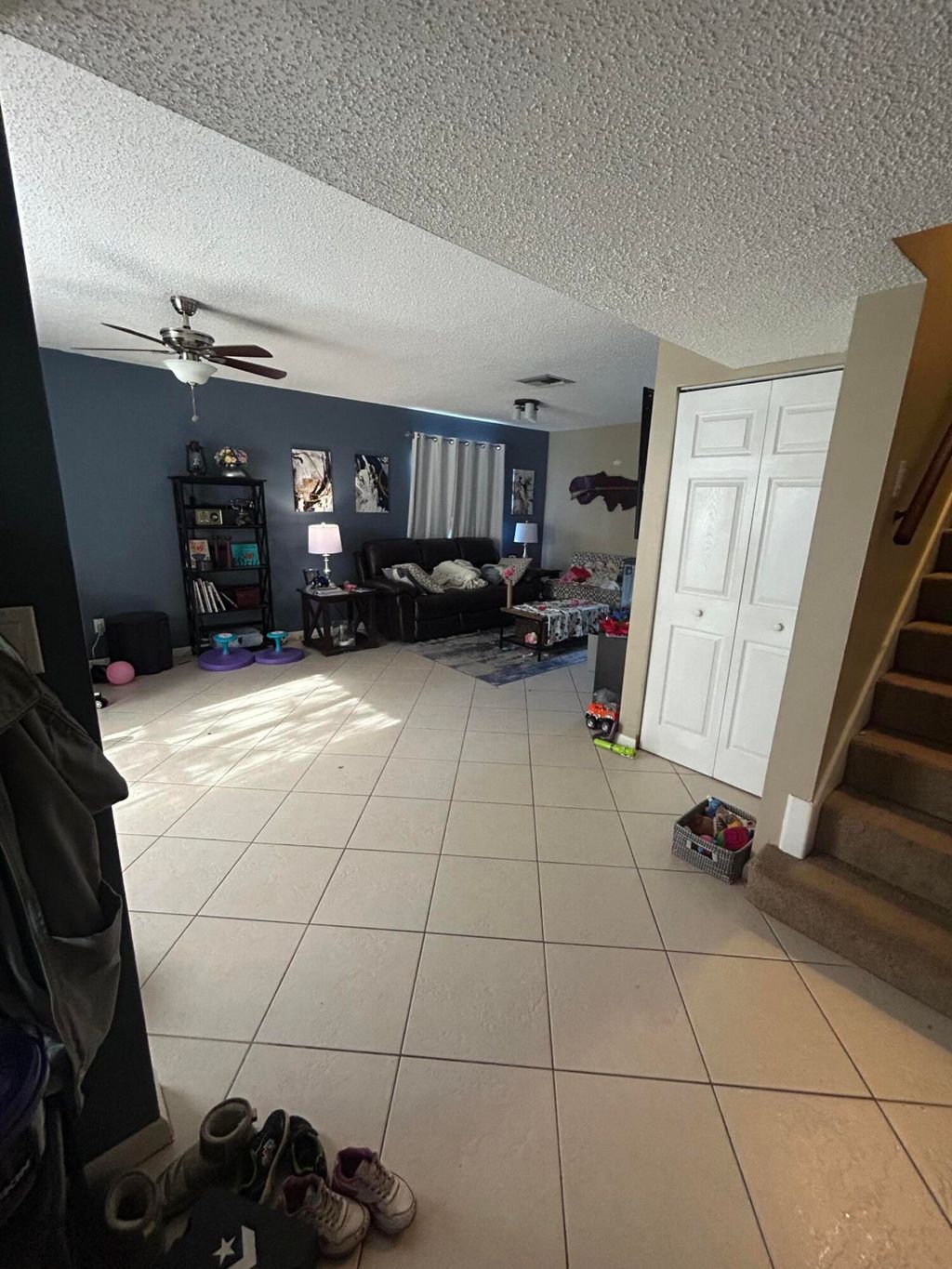 Photo of 818 Sandtree Drive, Palm Beach Gardens, FL 33403 (MLS # R11168012)