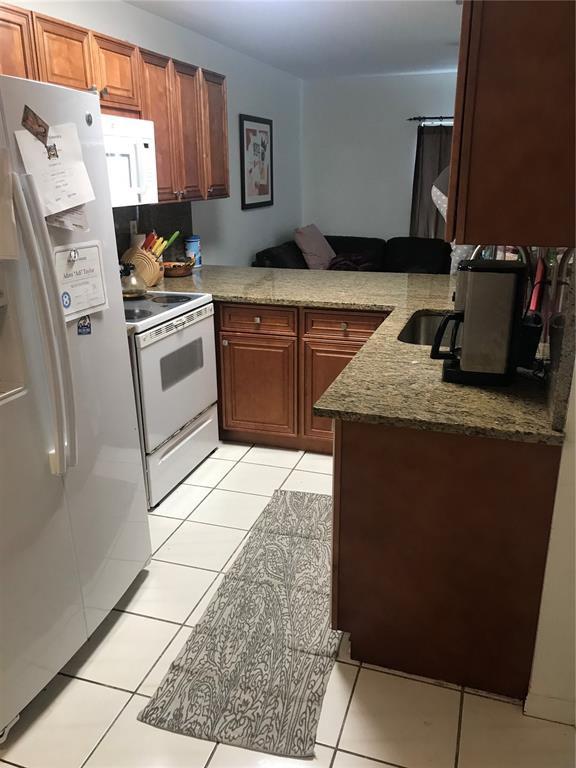 MAPLEWOOD TOWNHOMES - Residential