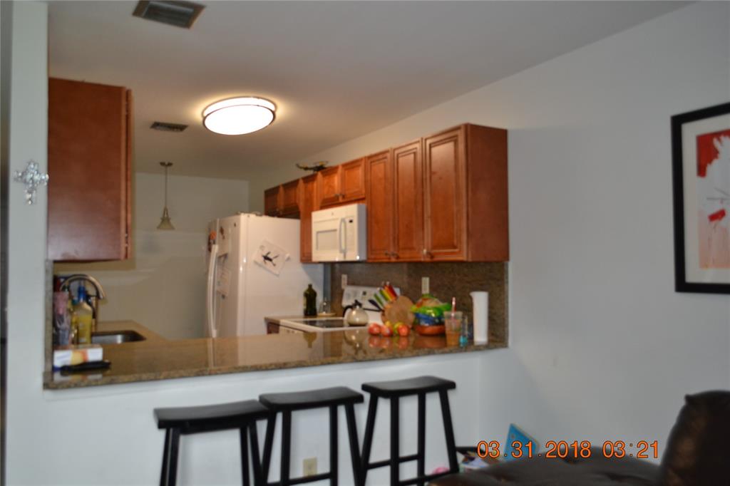 MAPLEWOOD TOWNHOMES - Residential