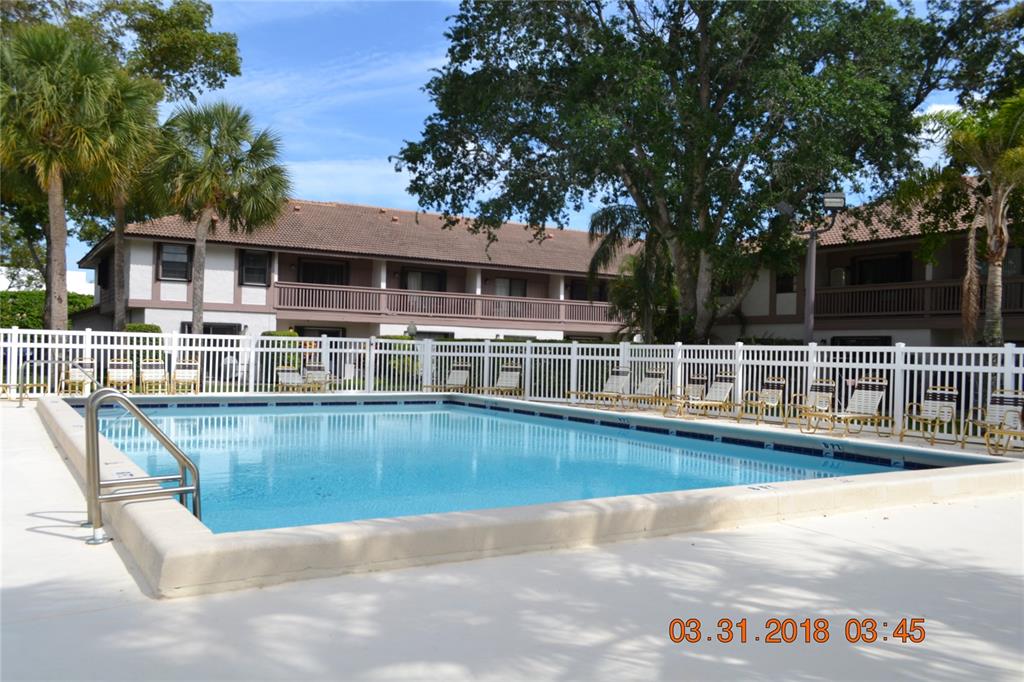 MAPLEWOOD TOWNHOMES - Residential