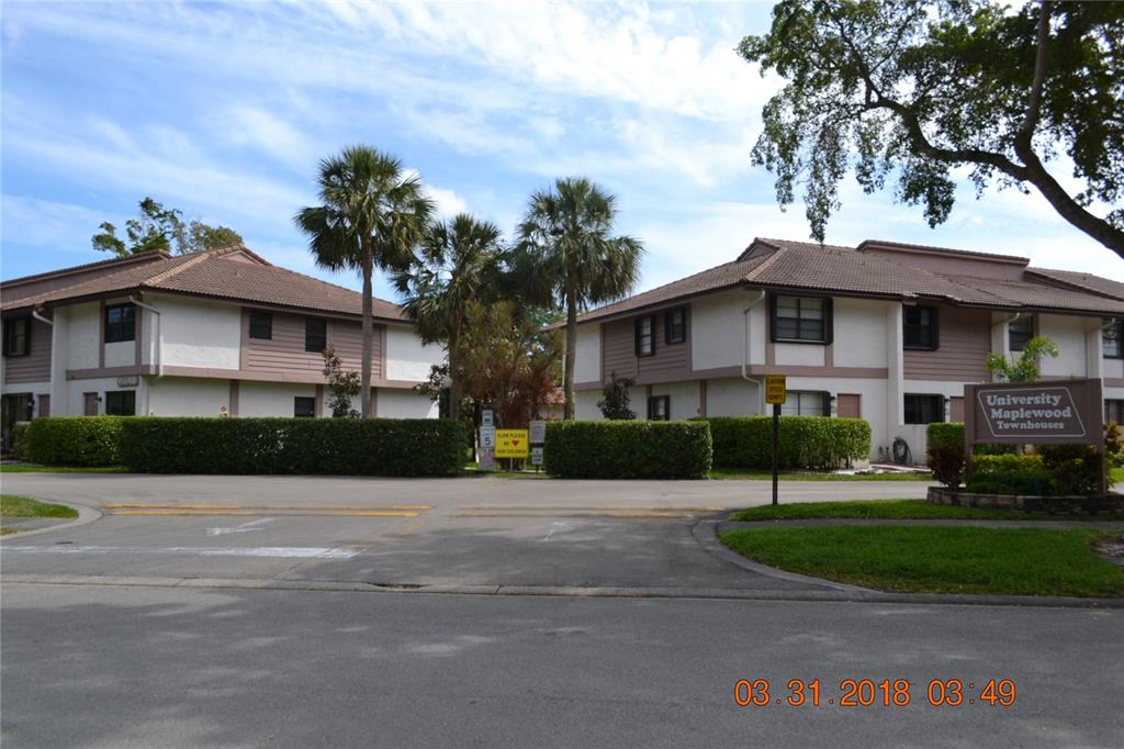 MAPLEWOOD TOWNHOMES - Residential
