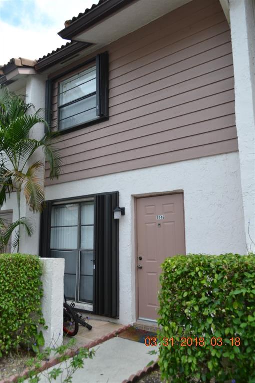 MAPLEWOOD TOWNHOMES - Residential