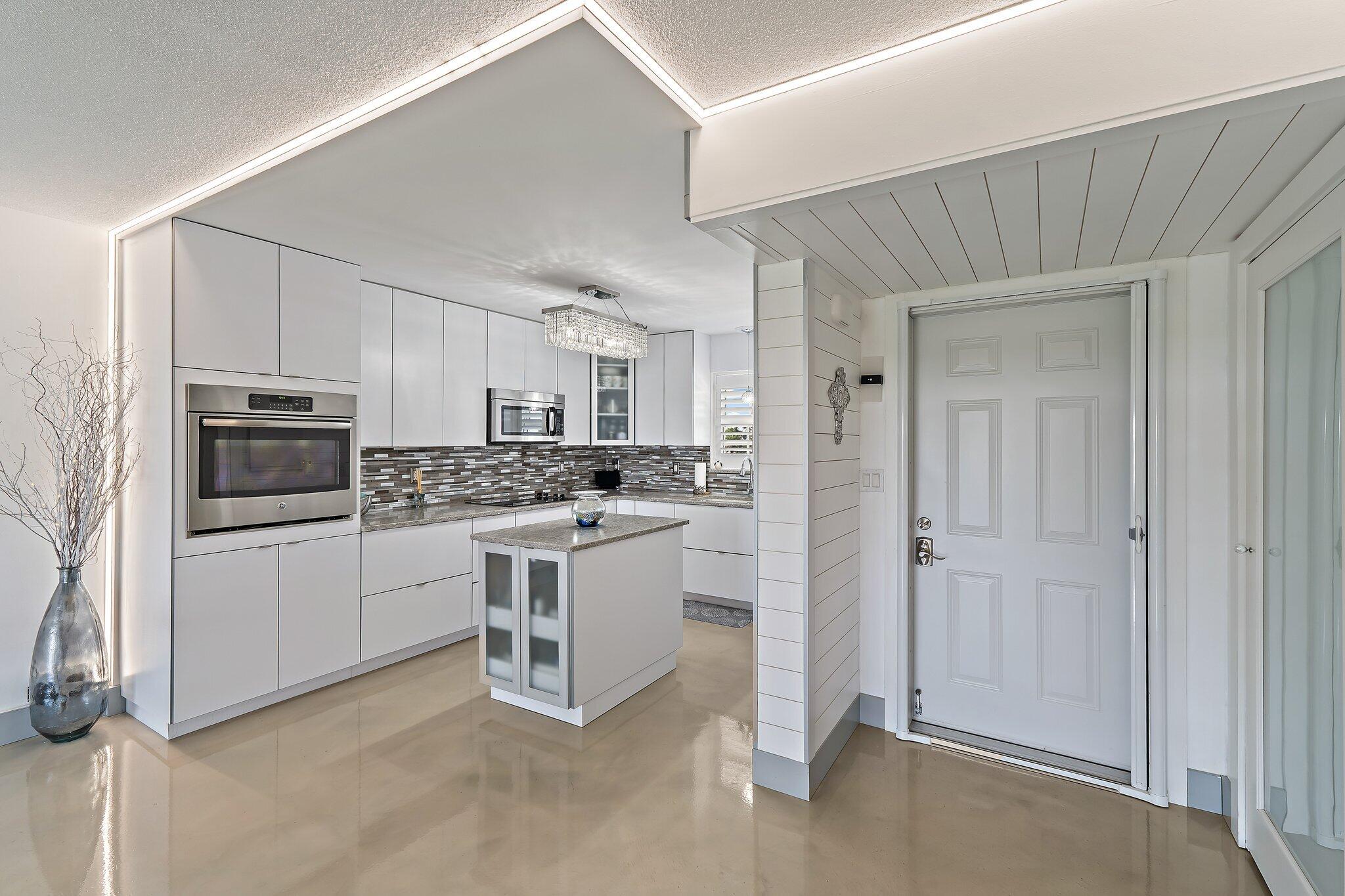 WATERWAY BEACH CONDOS - Residential